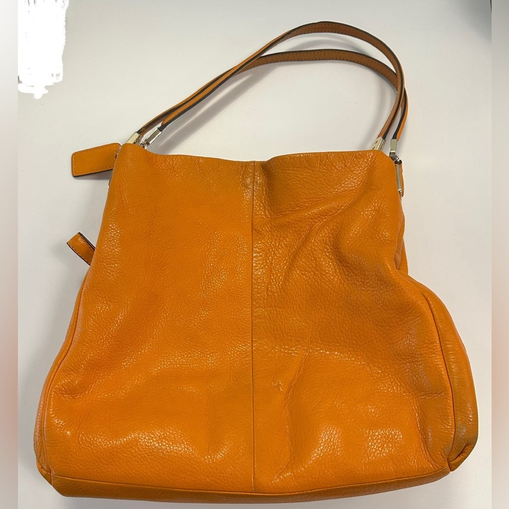 COACH LEATHER MADISON PHOEBE SHOULDER BAG IN ORANGE.